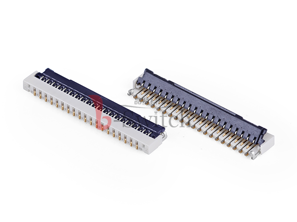 0.30mm Pitch H1.0mm 前掀盖下接带锁扣